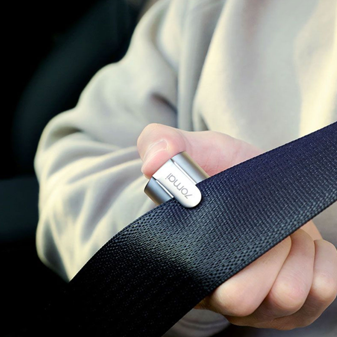 avtomobilnoe-zaryadnoe-ustrojstvo-xiaomi-70mai-metal-dual-port-car-charger-pro-2.jpg